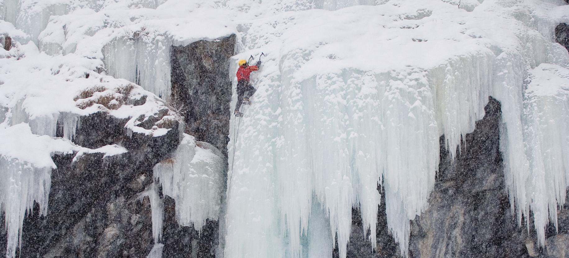 Cascades de glace dans la vallée de Gressoney