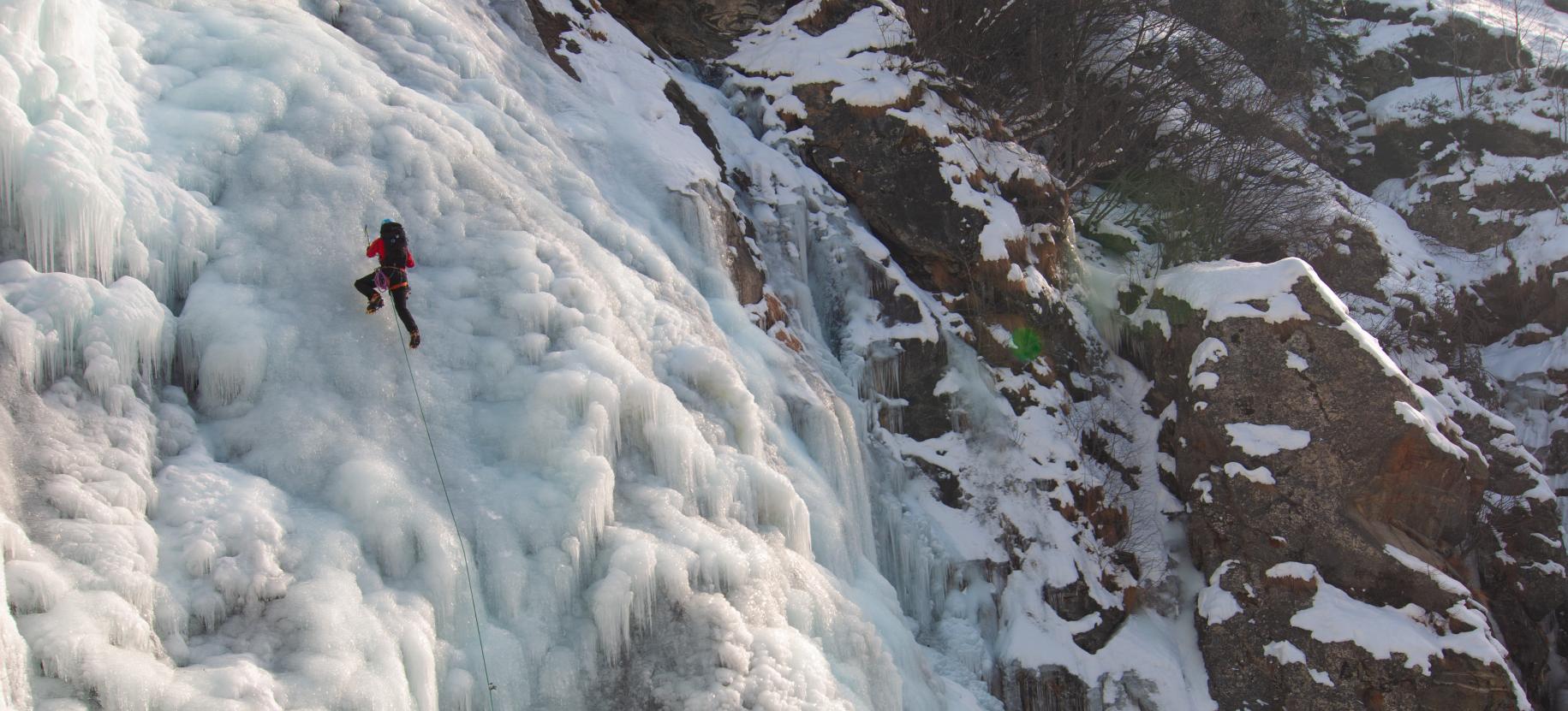 Cascades de glace dans la vallée de Gressoney