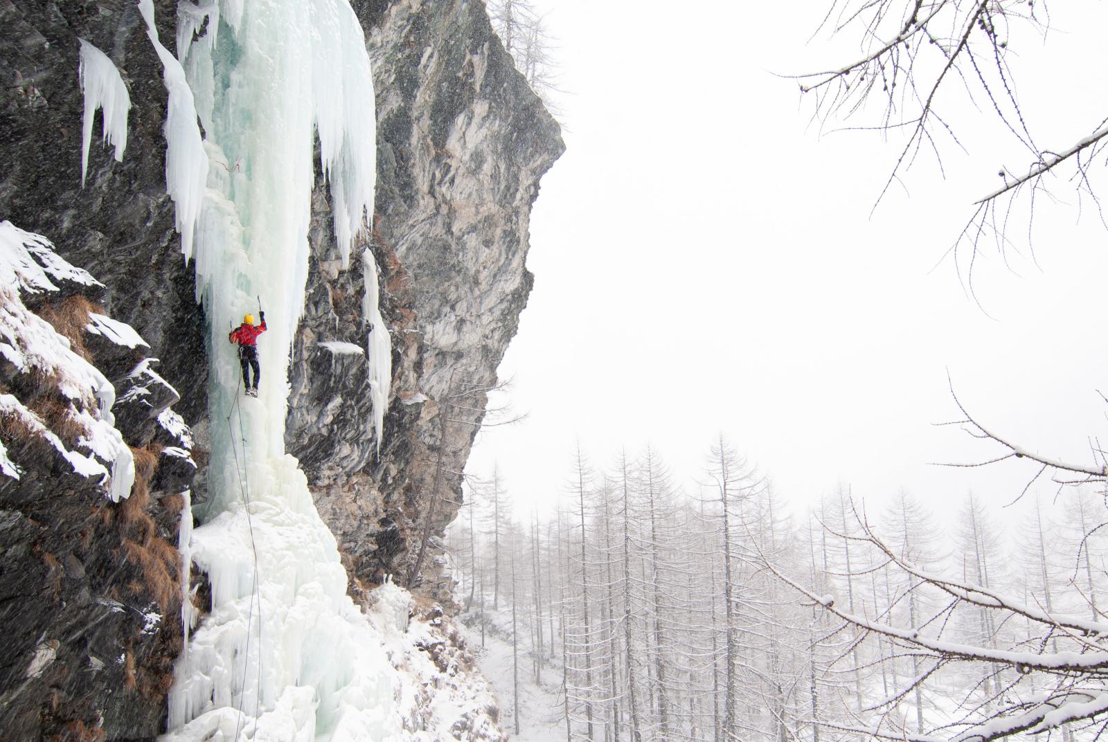 Cascades de glace dans la vallée de Gressoney