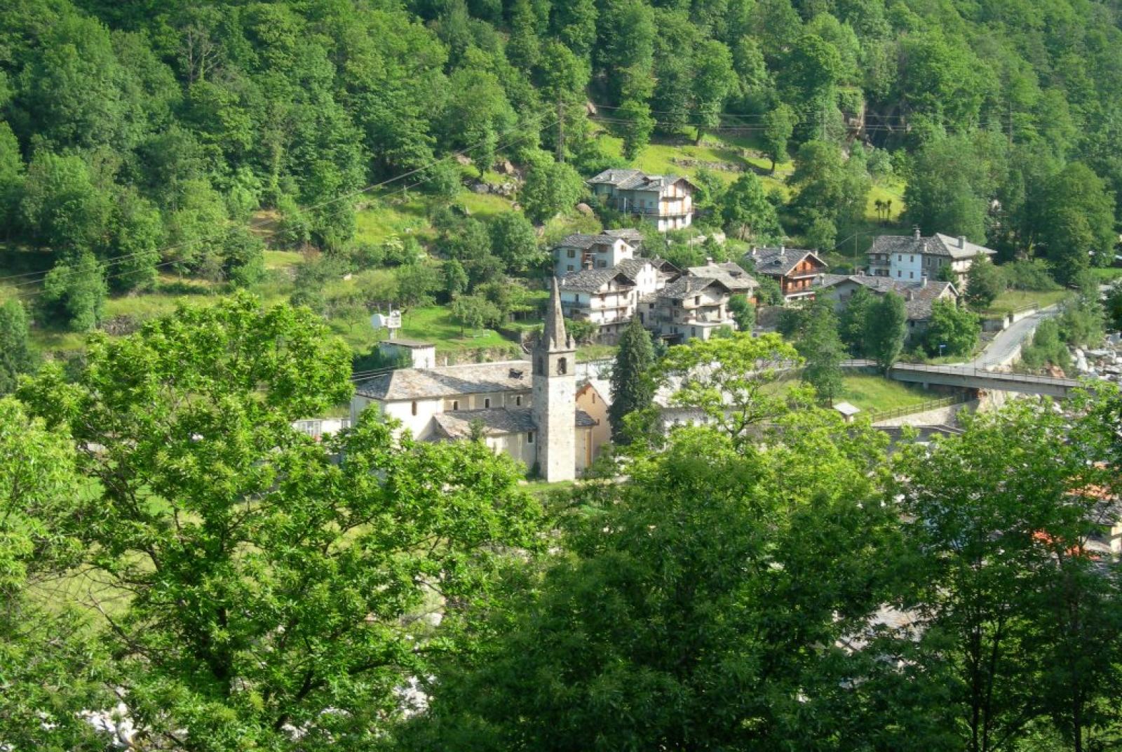 Chiesa di San Rocco - Lillianes Il Festival del Folklore